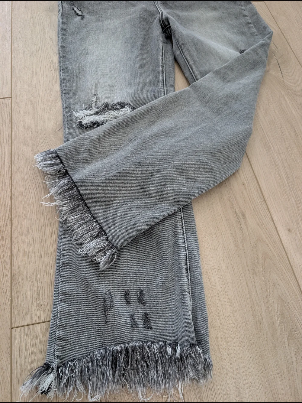 RISEN High Rise Distressed Gray Jeans Frayed Waist Raw Hem Size 29